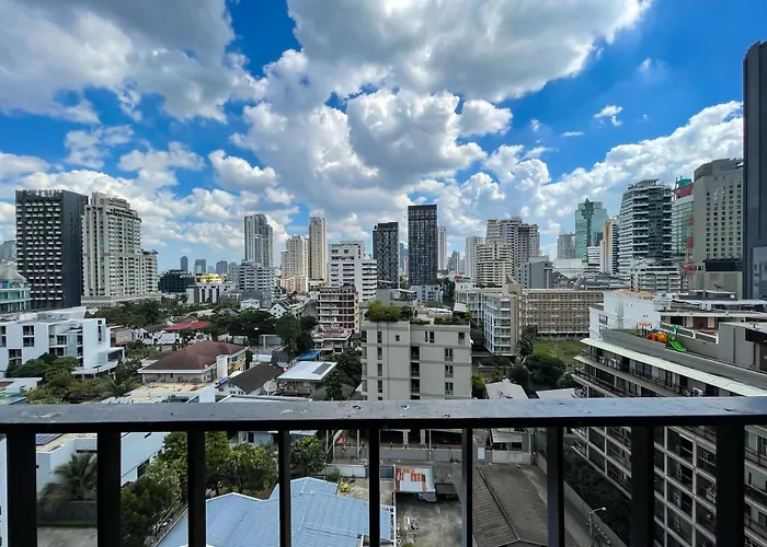 公寓 300m To Bts L Rooftop Pool L Gym 曼谷