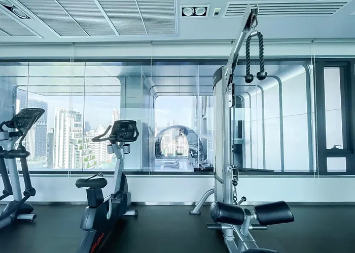公寓 300m To Bts L Rooftop Pool L Gym 曼谷